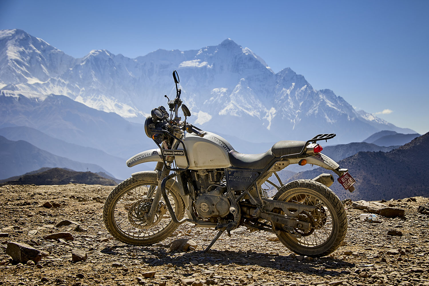 riding motorcycles in the Himalayas 