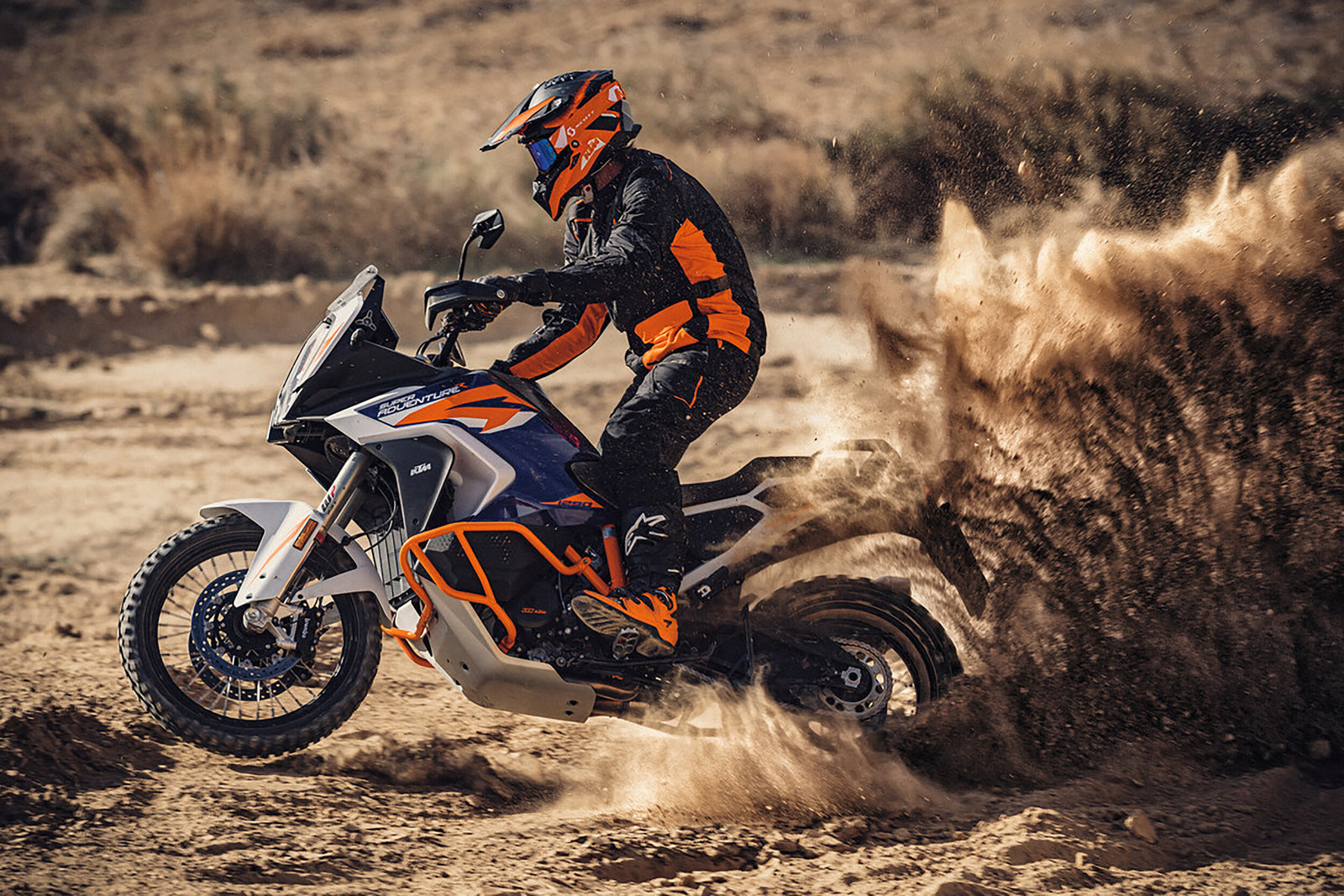 KTM UNVEILS ITS 2022 RANGE OF ADVENTURE MOTORCYCLES