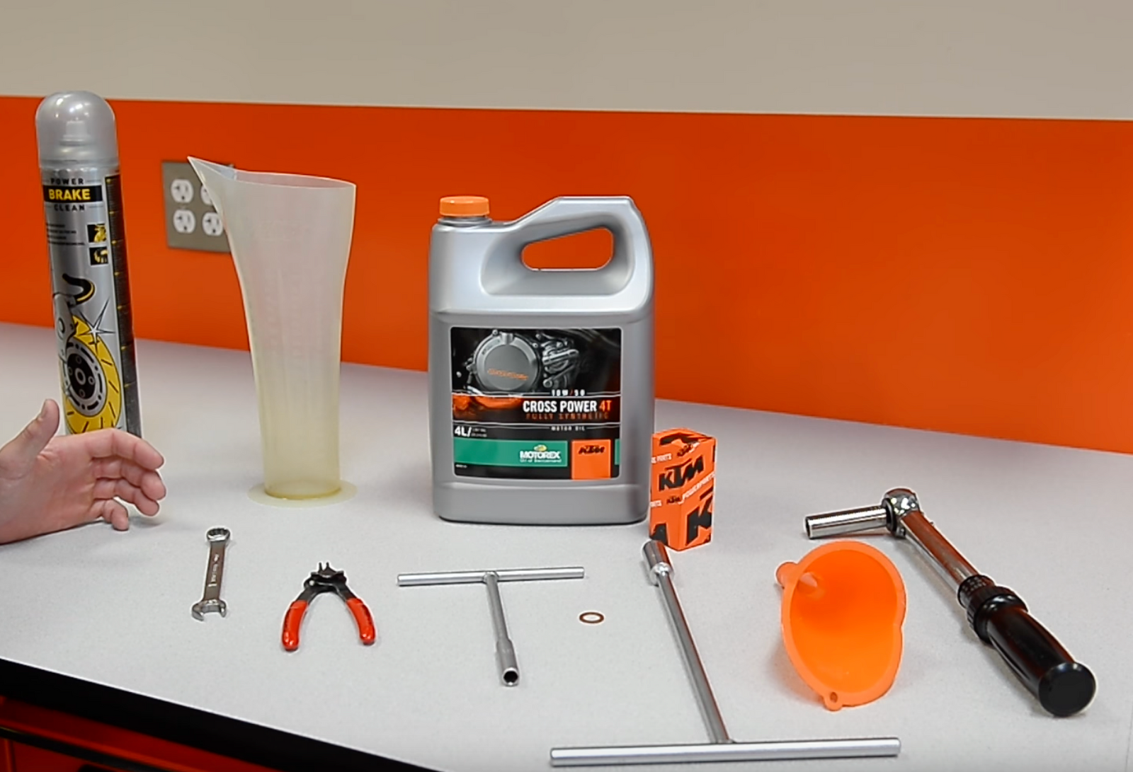 KTM 500 EXC OIL CHANGE