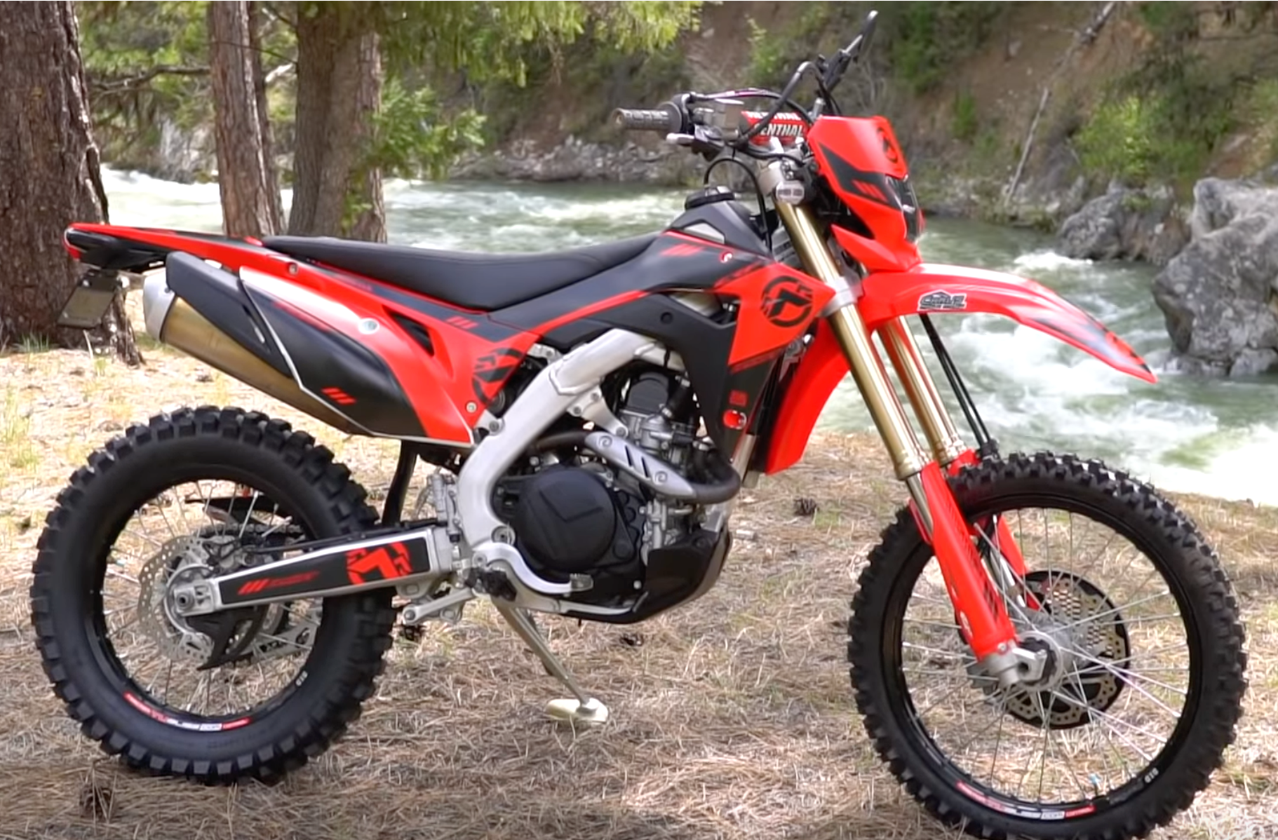 SINGLE TRACK TESTED: THE 2019 HONDA CRF450L WITH ADAM BOOTH