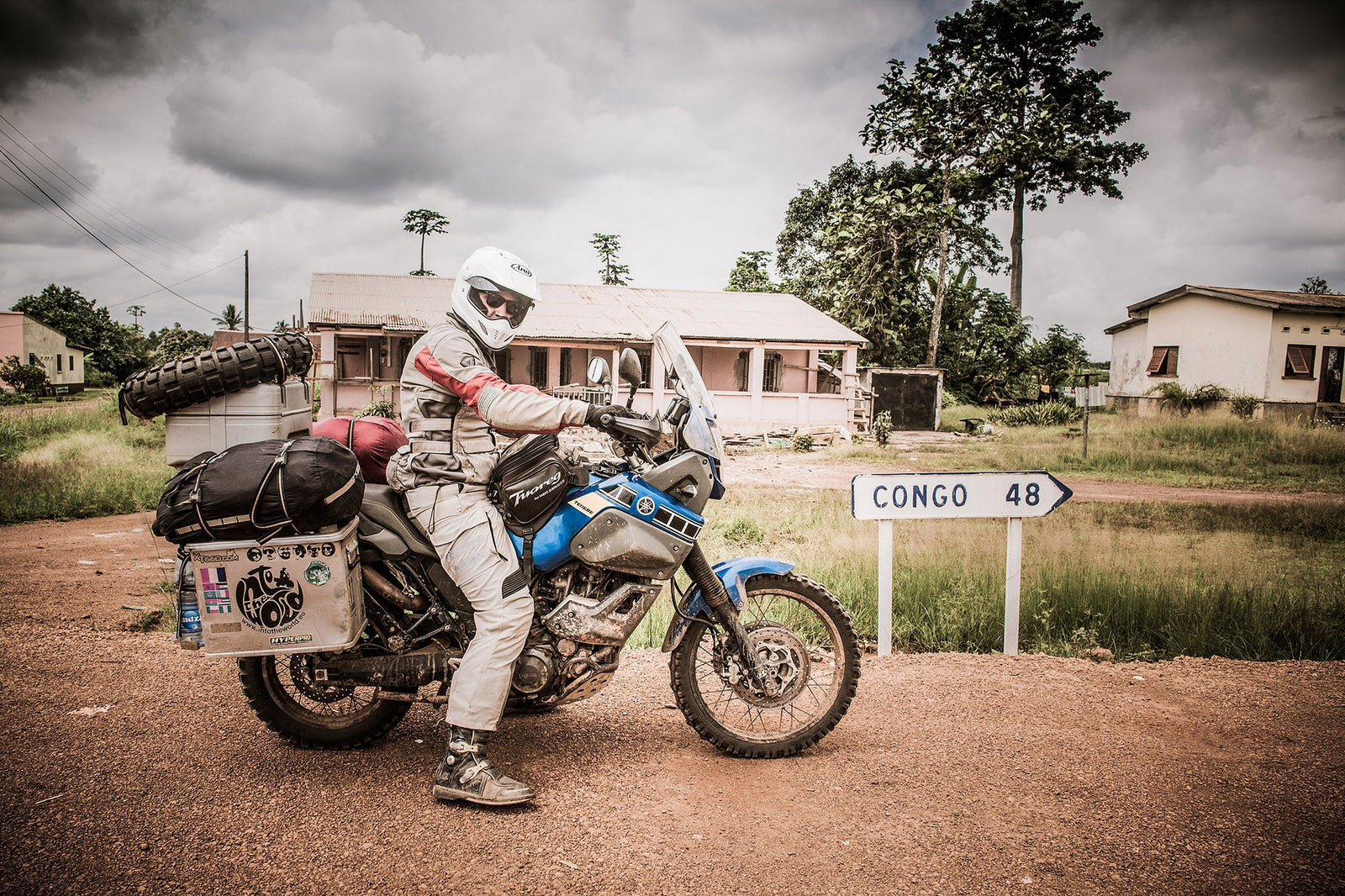 CROSSING THE CONGO