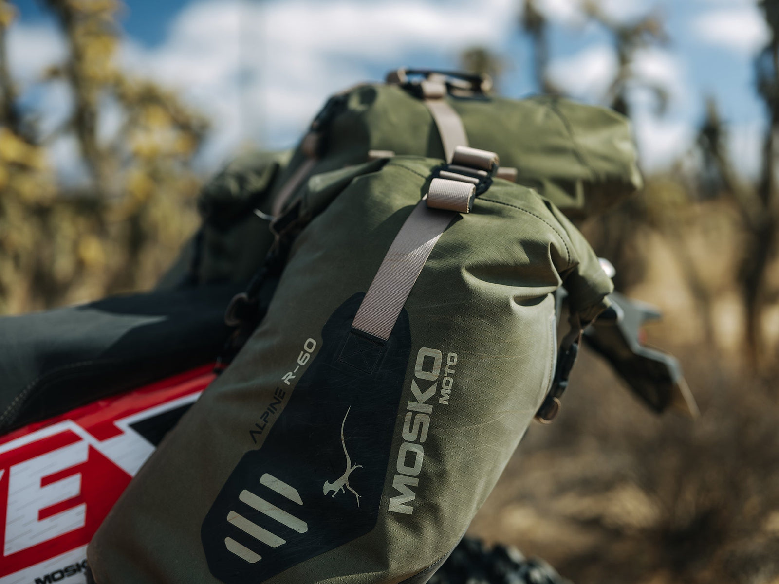 MOSKO MOTO INTRODUCES THE NEW ALPINE 60L RACKLESS LUGGAGE SYSTEM