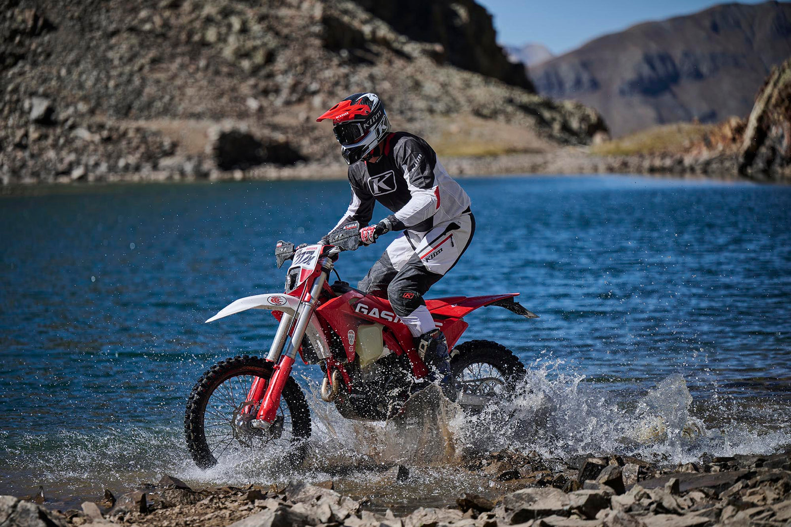 KLIM RELEASES UPDATED 2025 OFF-ROAD GEAR & RACER SUPPORT PROGRAM