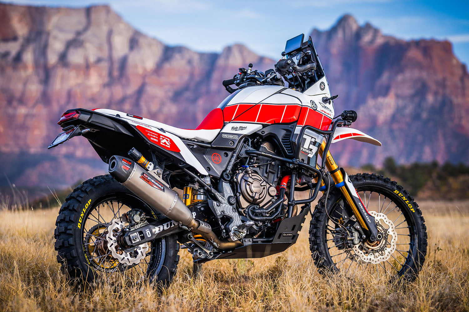 The Lowdown: Graphics Kits vs. Full Wraps