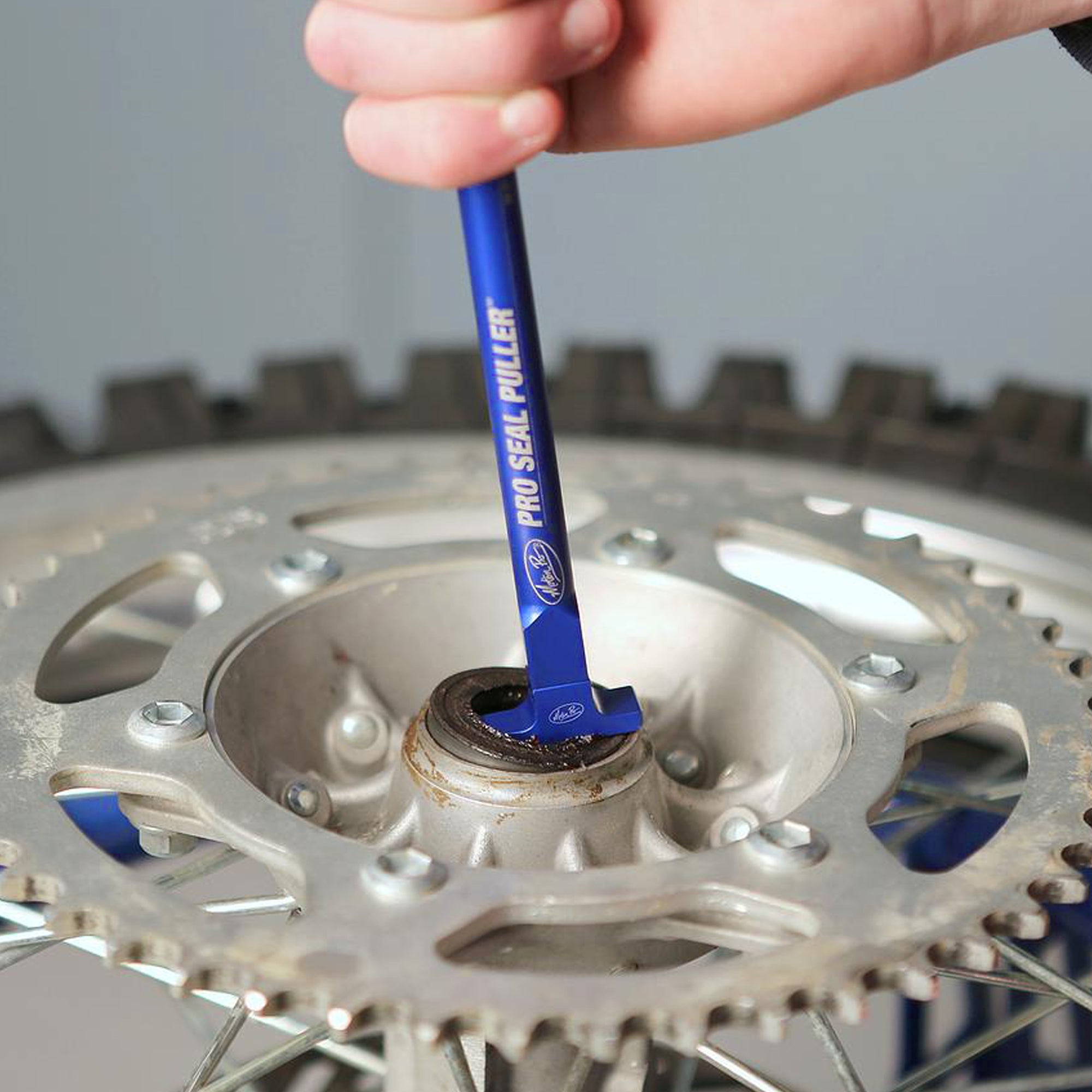 Motion Pro, Pro Seal Puller. Seal puller tool. Remove seals from engines, wheel hubs, pivots, output shafts and more without damaging the surface of expensive components. Wheel seal tool. Engine seal tool.