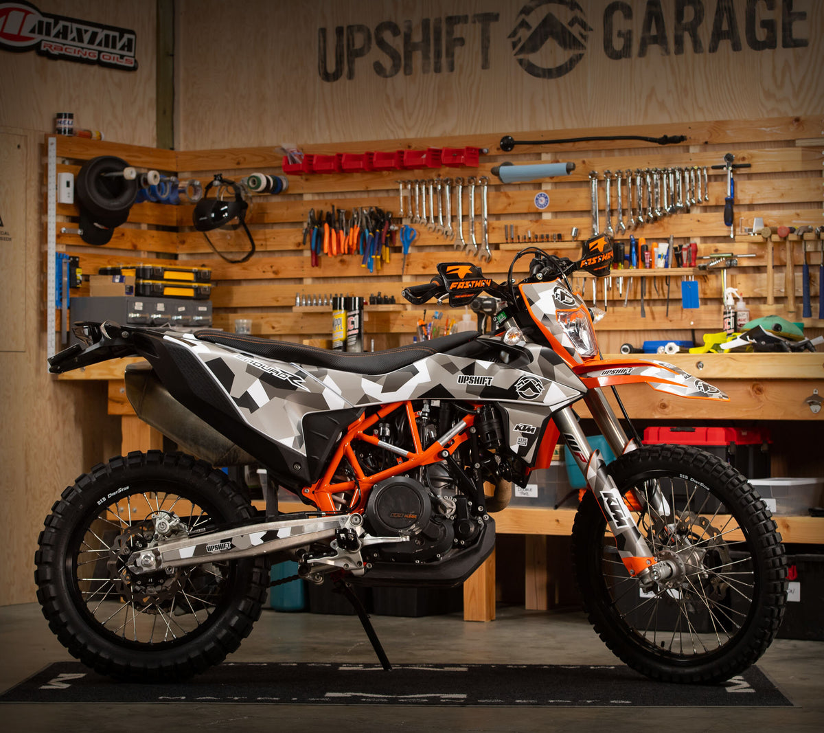 2019 - 2024 KTM 690 ENDURO / SMC-R - GEO CAMO GRAPHICS KIT