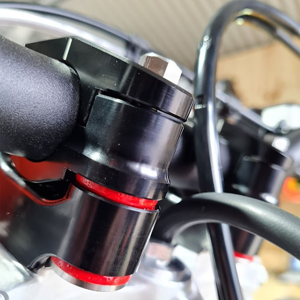 MSC MOTO - APEX ANTI VIBRATION BAR MOUNT SYSTEM - Upshift Online Inc. MSC MOTO - APEX ANTI VIBRATION BAR MOUNT SYSTEM - Upshift Online Inc.