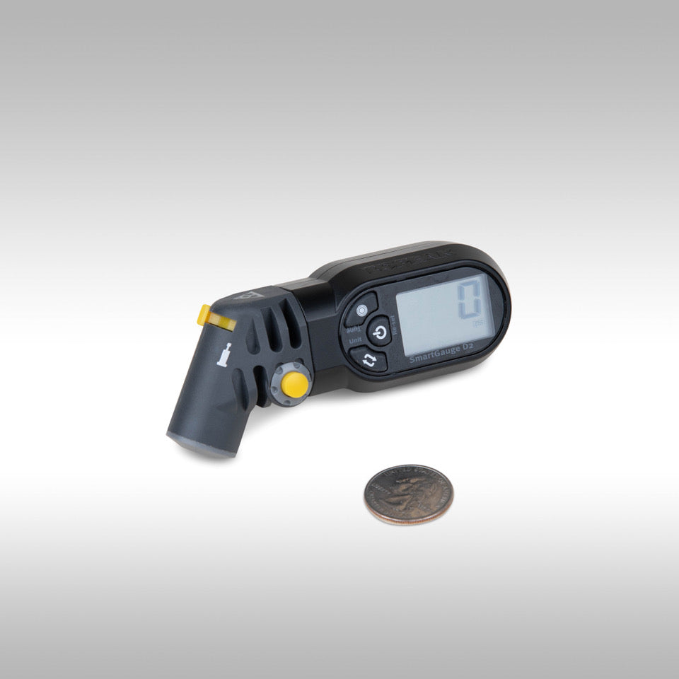 TOPEAK Smartgauge D2. Lightweight and compact tire gauge for keeping your tires maintained on the go. Compact travel tire gauge. Topeak tire gauge. Motorcycle Tire Gauge. Automotive tire gauge. High pressure tire gauge. Suspension pressure gauge. 